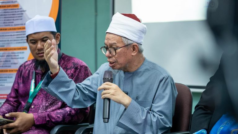 Penjenamaan TH mesti pelihara sensitiviti, suara hati pendeposit – Dr.Zulkifli