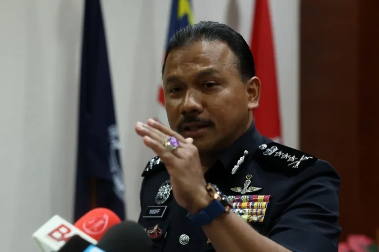 Saudara gagal bayar hutang RM33,000, dua lelaki diculik