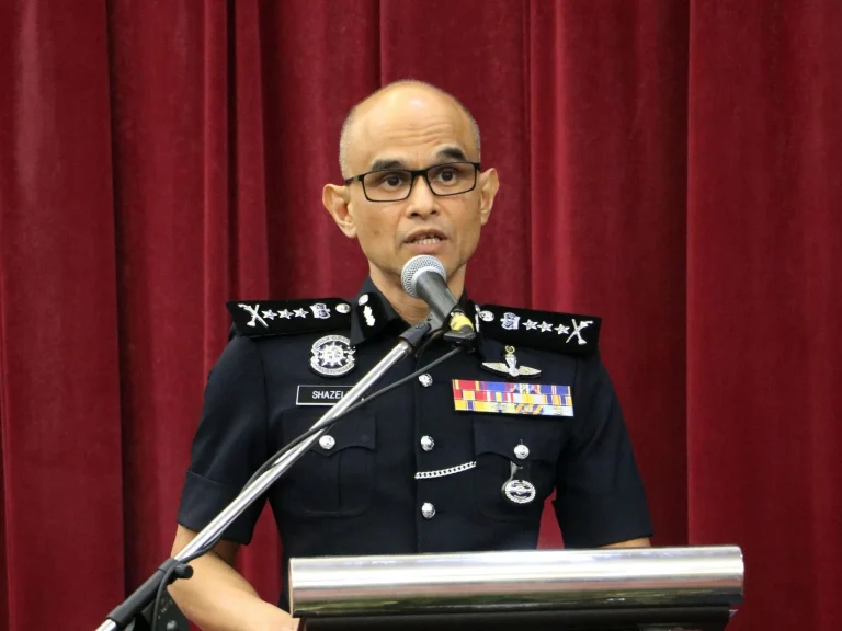 Roboh kuil di Rawang, polis tahan 4 lelaki