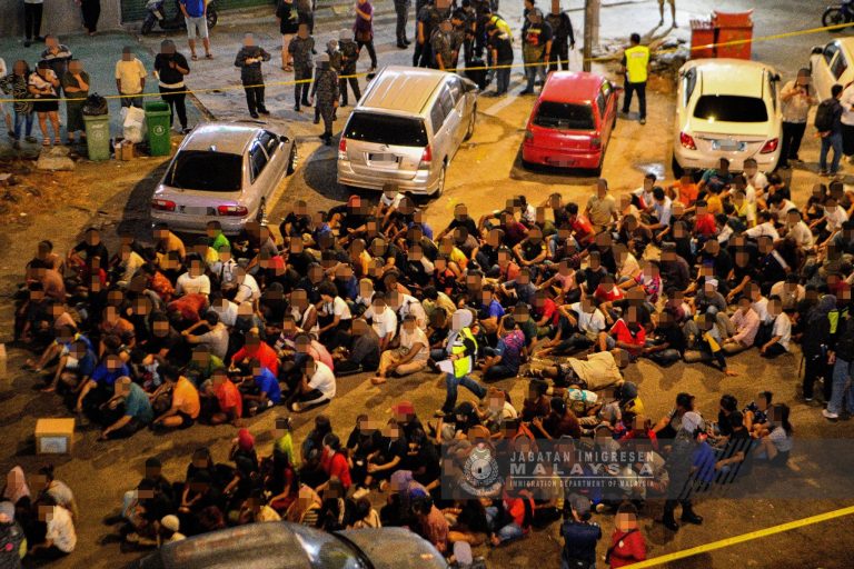 PM arah pertingkatkan penguatkuasaan ke atas warga asing salah guna pas sosial