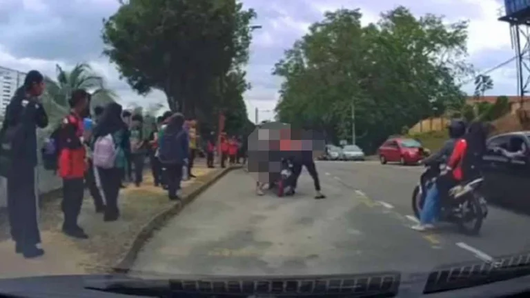 Pelajar lelaki dipukul, lakukan kelucahan melampau
