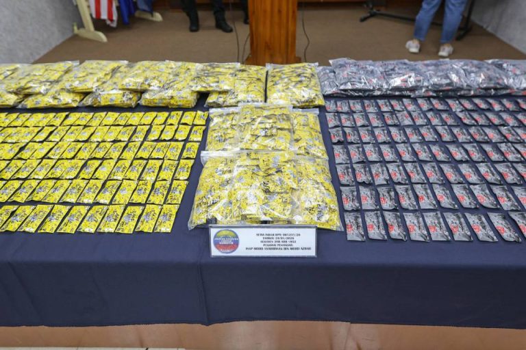 Polis tumpas sindiket vape mengandungi dadah bernilai RM1.19 juta