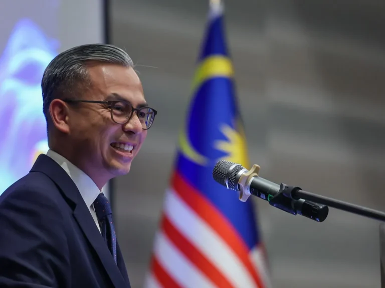 Hubungan Malaysia-Singapura kukuh, pelancongan negara melonjak 11.2 peratus pada 2025 – Fahmi