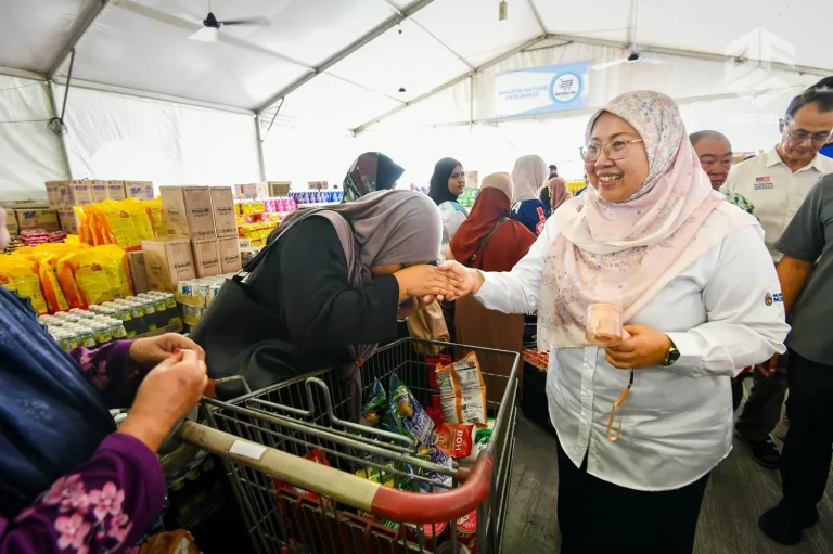 PKR akan ambil tindakan ke atas Rafizi jika ada aduan – Fuziah