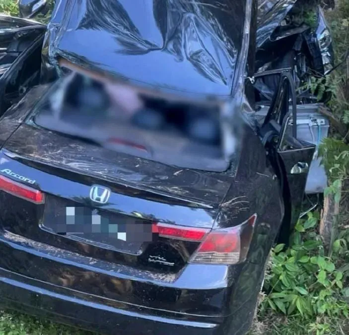 Nahas kereta terbabas: Seorang pelajar UTHM maut, 4 cedera