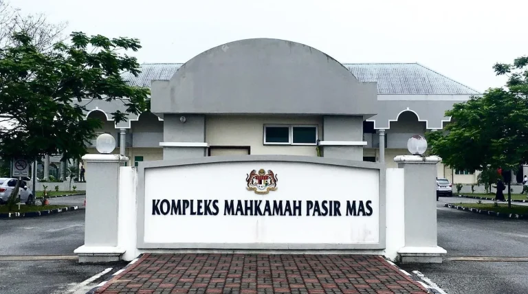 Pemuda didakwa miliki pistol, lapan peluru