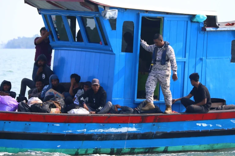 Maritim Malaysia kesan taktik promosi khidmat seludup pendatang asing guna bot pancung, pom-pom