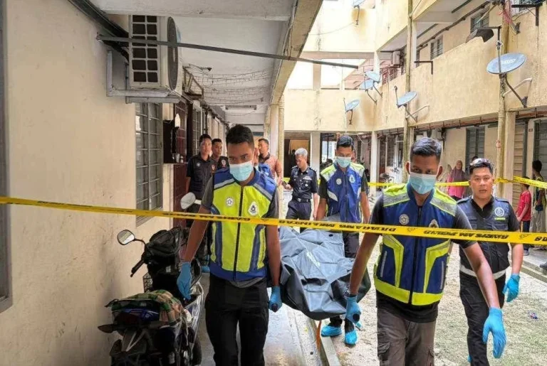 Ibu tunggal ditemukan maut dengan kesan kelar pada leher