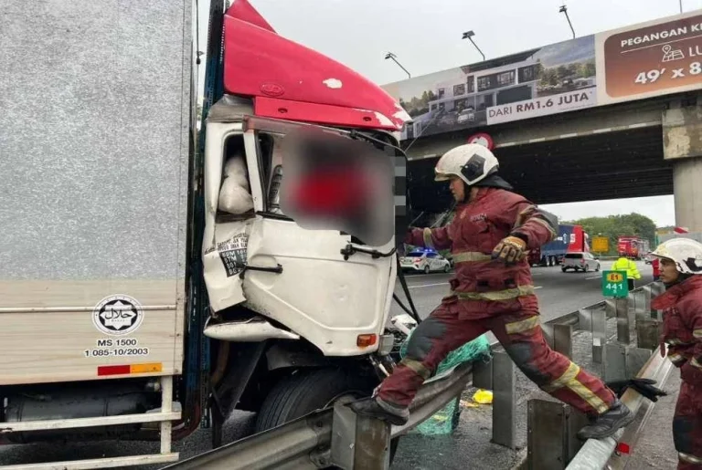 Pemandu lori tersepit dalam nahas dua kenderaan, 2km sebelum lokasi kemalangan ragut nyawa seorang wanita
