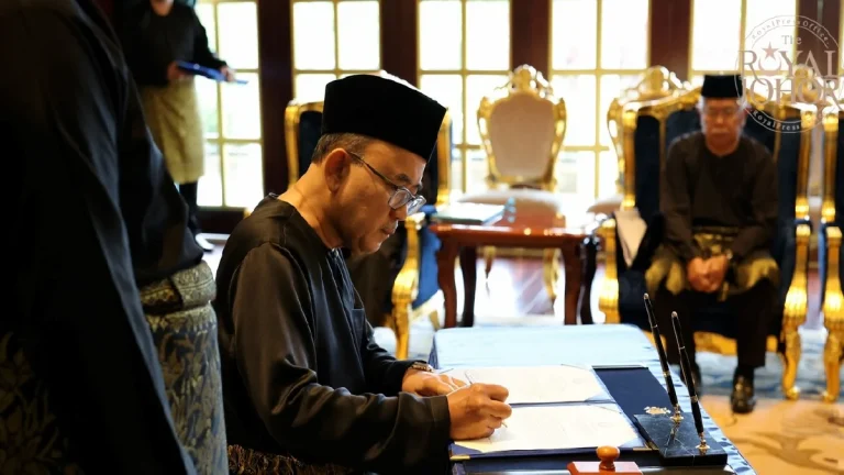 Mohammed Ridha angkat sumpah SUK Johor