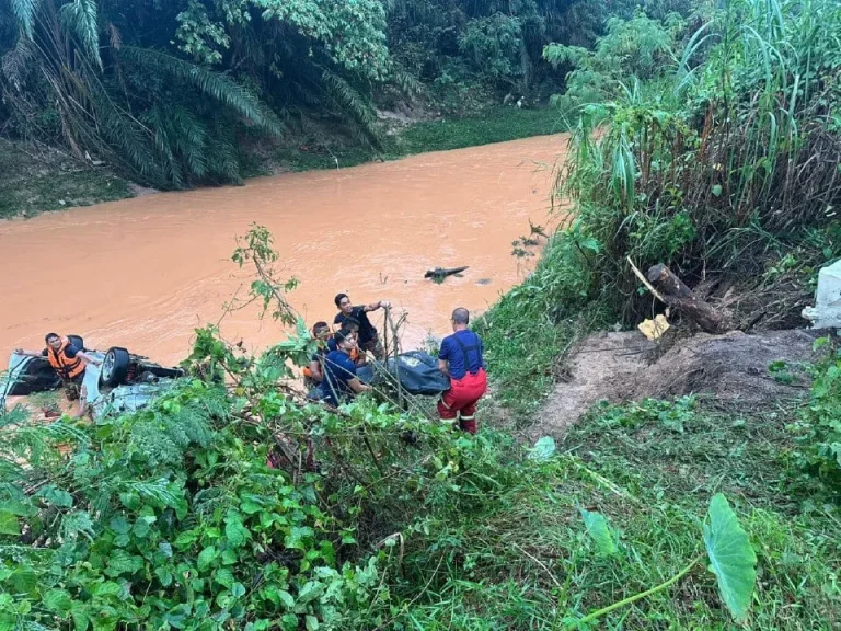 Lelaki dilaporkan hilang ditemukan maut, kereta dipandu terbabas dalam sungai