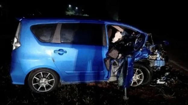 Pemandu teksi maut, empat cedera nahas tiga kenderaan di Rompin