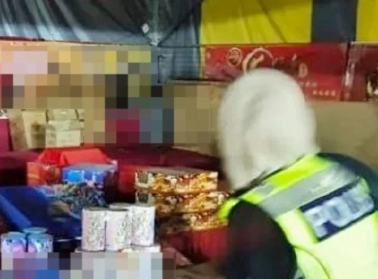 Lelaki ditahan jual bunga api selepas lesen tamat tempoh