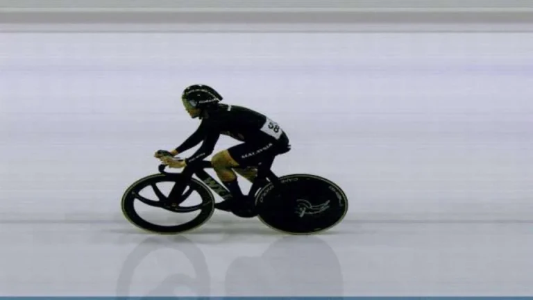 Azizulhasni raih gangsa acara pecut