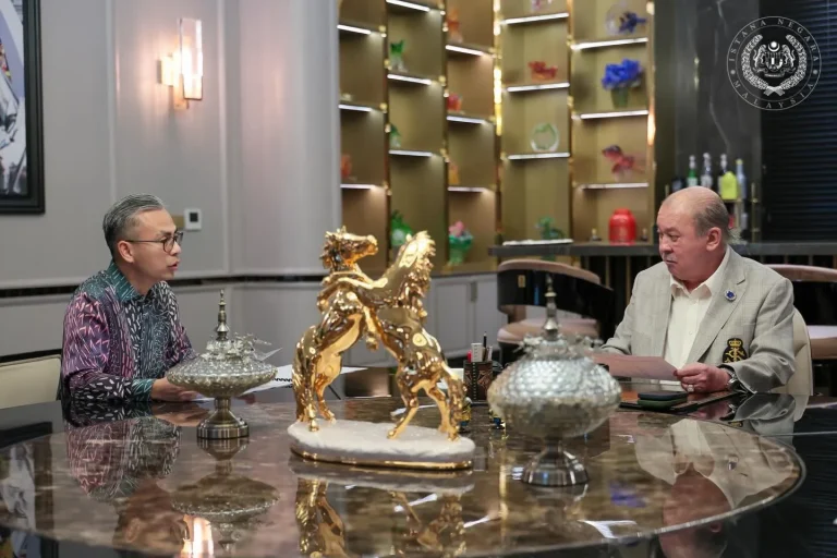 Agong dipersembahkan pelaksanaan Akta Keselamatan Dalam Talian 2025
