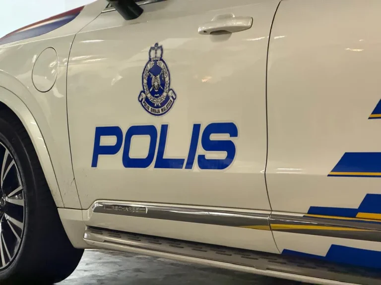 Lelaki rempuh BMW miliki 17 peket disyaki dadah ditahan