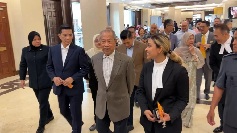 Bersatu terima jutaan ringgit disebabkan Muhyiddin – Pendakwaan beritahu mahkamah