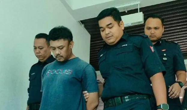 Penganggur pijak al-Quran dipenjara sembilan bulan