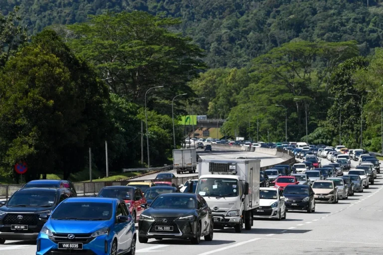 Lebih 30 kemalangan dilaporkan di laluan Gua Musang sejak semalam