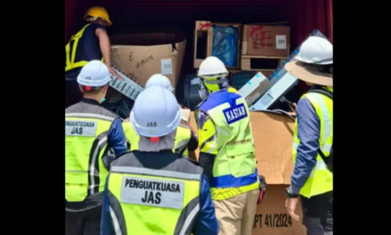 Kes e-waste : NRES teliti cadangan tubuh cawangan JAS di Pelabuhan Klang