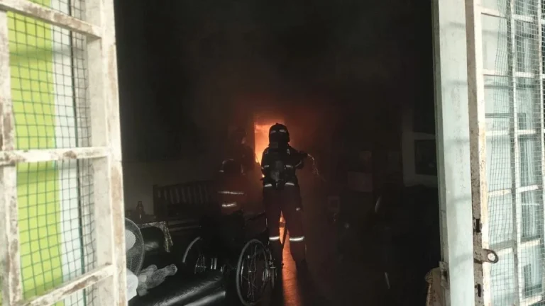 Wanita warga emas melecur, dapur rumah terbakar