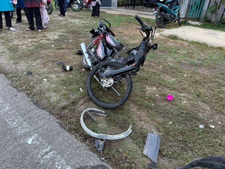 Nenek, cucu 3 tahun maut motosikal bertembung MPV