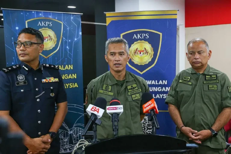 Shuhaily beri amaran anggota dan pegawai AKPS hindari perbuatan khianat