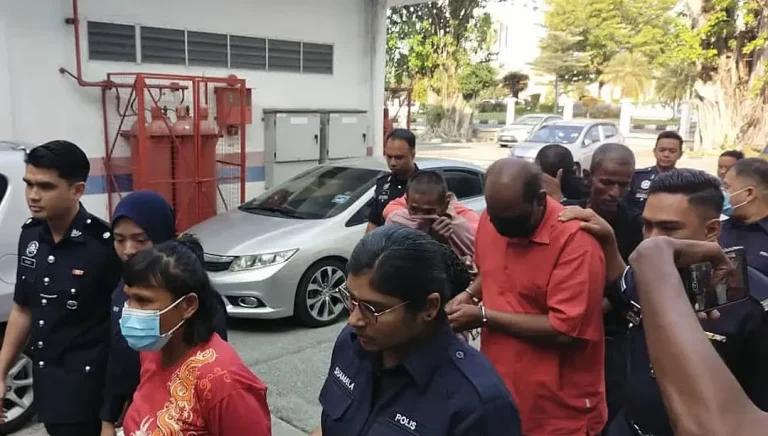 Pasangan lakukan aksi tidak senonoh di jirat diketepikan hukuman penjara 12 bulan
