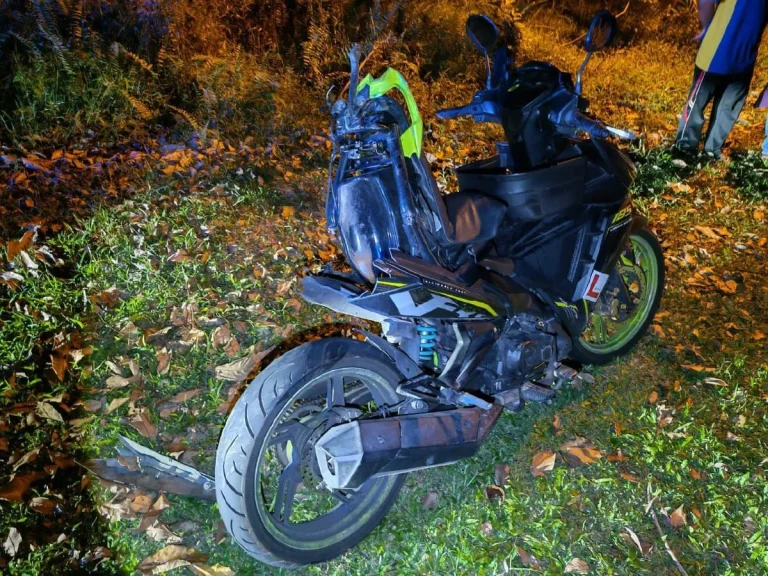 Pelajar Kolej Komuniti Masjid Tanah maut nahas motosikal, kereta