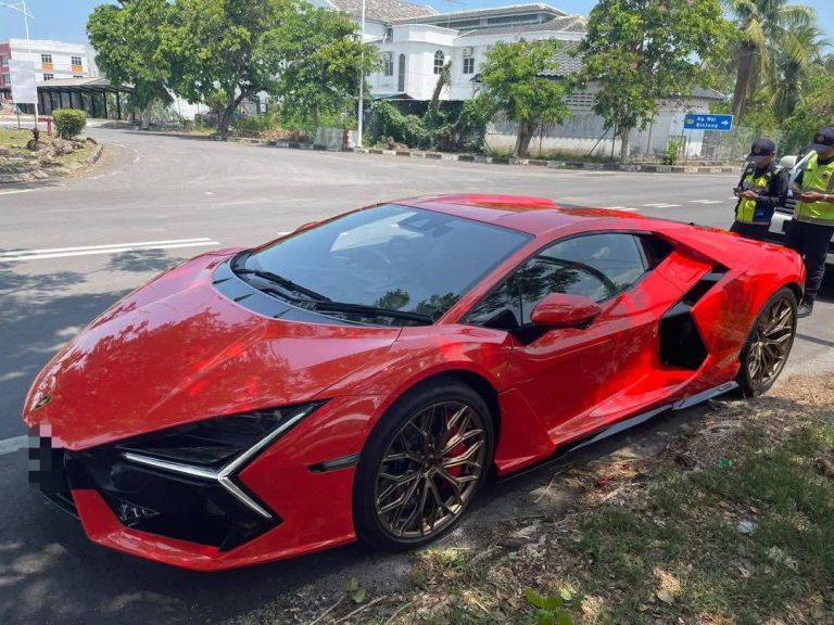 JPJ Perlis sita Lamborghini Revuelto tamat cukai jalan, perlindungan insurans