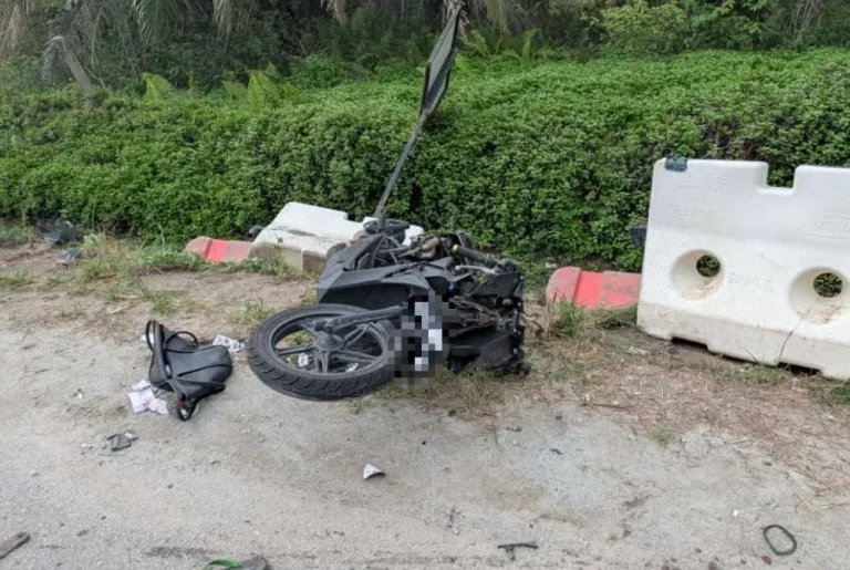 Wanita, anak saudara maut motosikal dinaiki bertembung kereta
