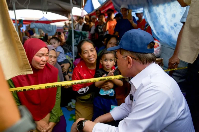 Penggantian dokumen percuma mangsa kebakaran Kampung Bahagia – PM