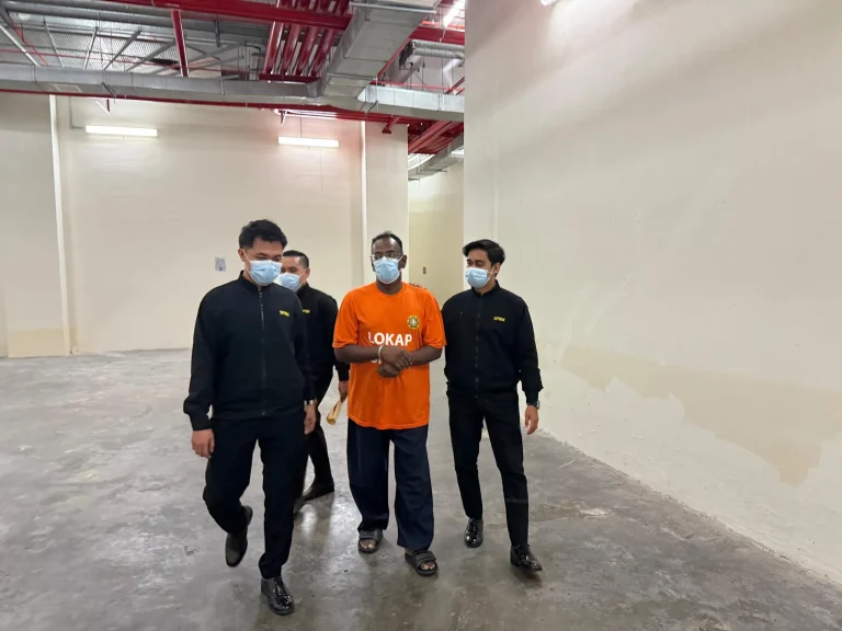 SPRM reman pegawai kanan polis disyaki minta, terima rasuah RM64,000