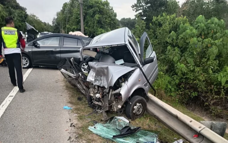 Suami isteri maut, cucu parah nahas dua kenderaan