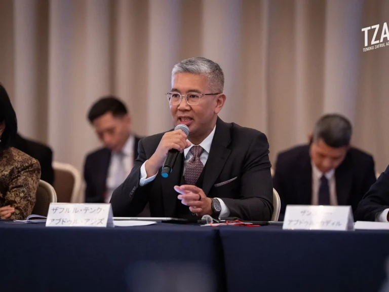Tengku Zafrul minta jangan politikkan projek JS-SEZ, ia inisiatif Putrajaya