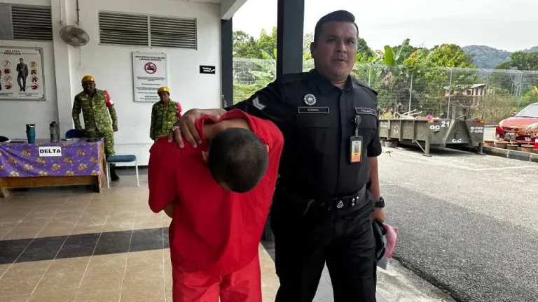 Baling molotov koktail, bapa tiga anak dihukum penjara enam tahun