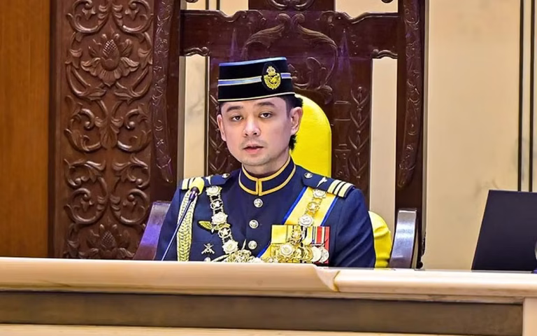 Tengku Hassanal mahu Pahang diberi layanan, pertimbangan saksama