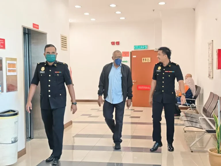 Pengarah syarikat tidak mengaku tipu urusan tanah, gubah wang haram RM3.7 juta