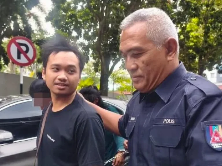 Penolong kanan kedai emas didakwa curi cincin, rantai emas lebih RM8,000