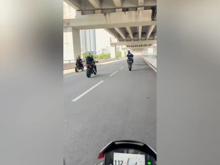 Tiga penunggang buat aksi wheelie didakwa esok