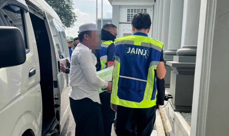Mudir madrasah, dua anak didenda ingkar tarikh puasa ditetapkan