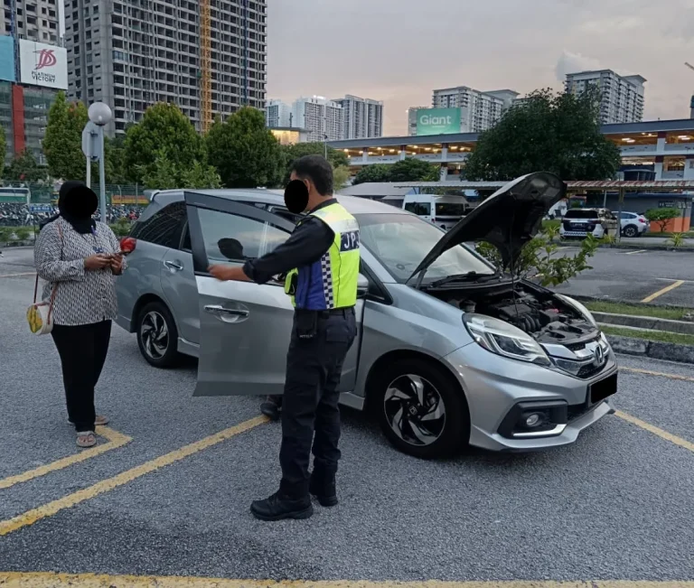 JPJ sita MPV disyaki klon di Jalan Genting Klang