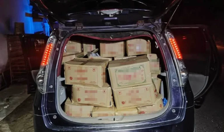 Dua lelaki dicekup bawa 1,207kg minyak masak subsidi