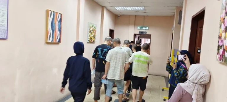 41 scammer gagal hadir ke mahkamah, waran tangkap dikeluarkan