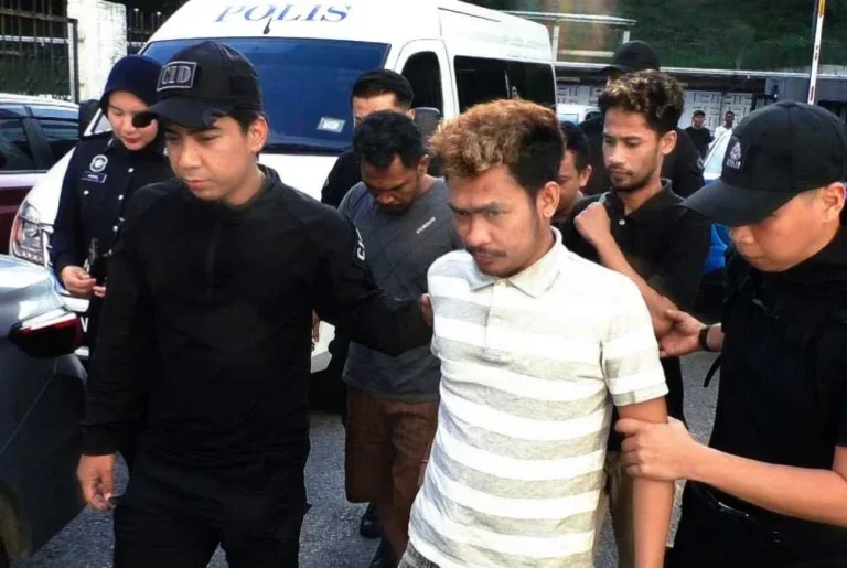Warga Indonesia didakwa bunuh juruteknik di pangsapuri