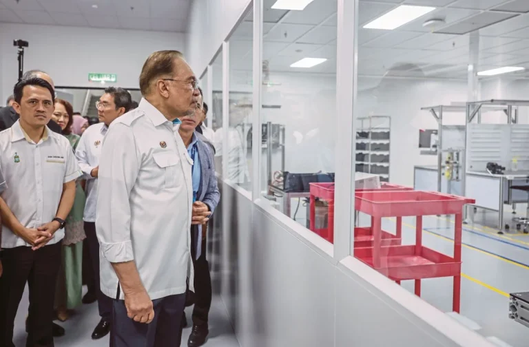 Malaysia kekal berkecuali, demi kepentingan ekonomi masa depan