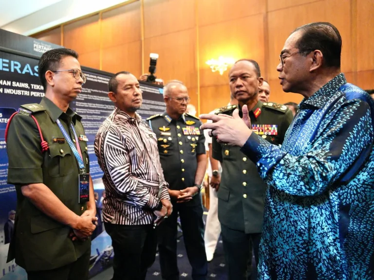 Tragedi grenad: ATM tak tolak kemungkinan faktor kecuaian – Khaled Nordin