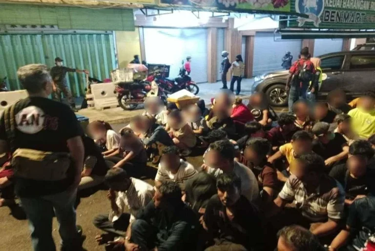 Ops Kutip: 186 warga asing ditahan Imigresen di Pasar Pudu