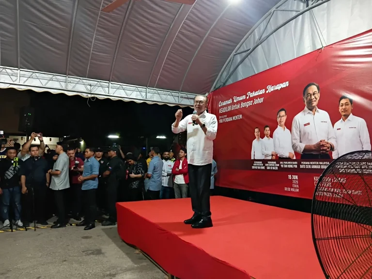 Pilih pemimpin yang bijak dan tidak sombong, selari dengan Putrajaya – Anwar