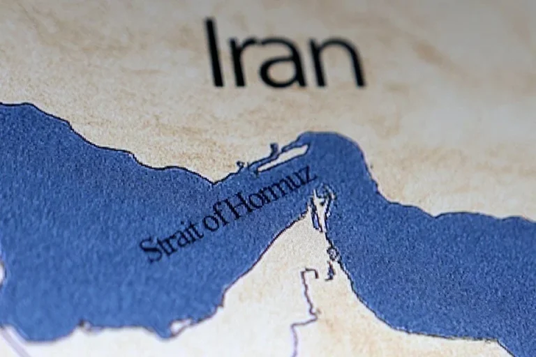 Iran sekali lagi umum tutup Selat Hormuz